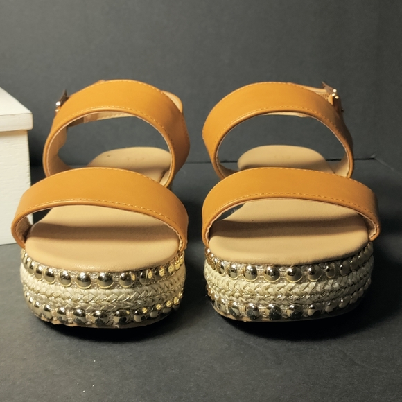 ADRIENNE VITTADINI SHOES⭐ - Picture 4 of 7